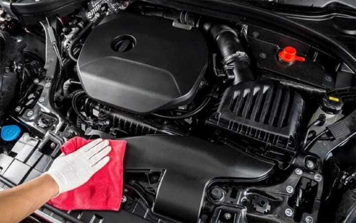 cách vệ sinh khoang máy ô tô không cần nước, vệ sinh khoang máy ô tô tại nhà, chống chuột khoang động cơ ô tô, cách chống chuột ô tô, mẹo chống chuột ô tô hiệu quả, xịt chống chuột ô tô, xịt chống chuột ô tô engine cleaner