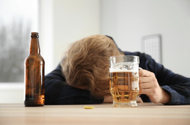 say xỉn, say rượu bia, cách giải rượu bia, cách giải bia, cách giải rượu, thức uống giải rượu, nước giải rượu, giải rượu