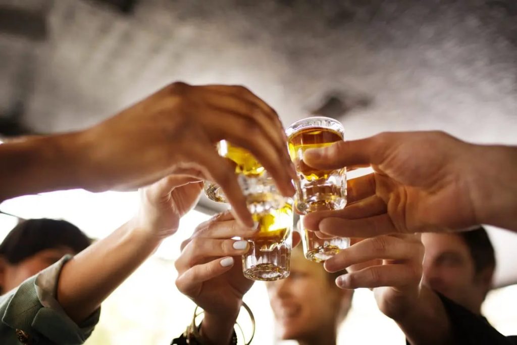 uống thuốc giải rượu có an toàn không