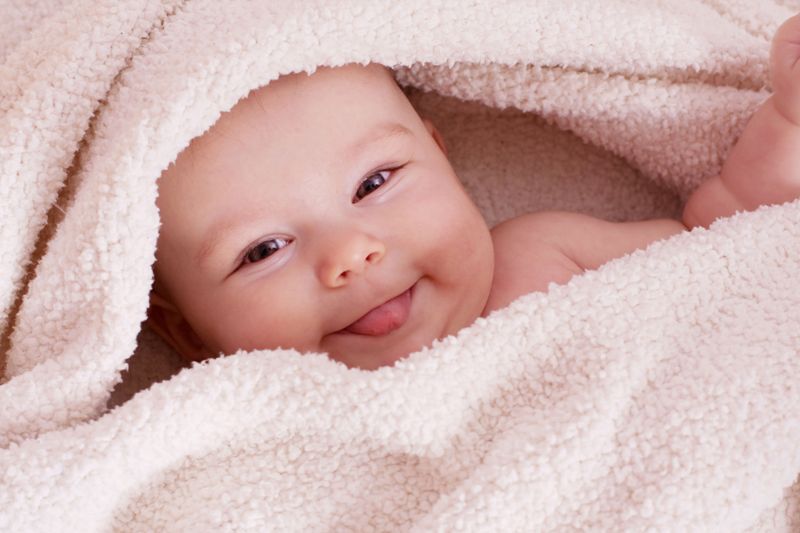 Trẻ sơ sinh có dùng được xịt chống muỗi không?
